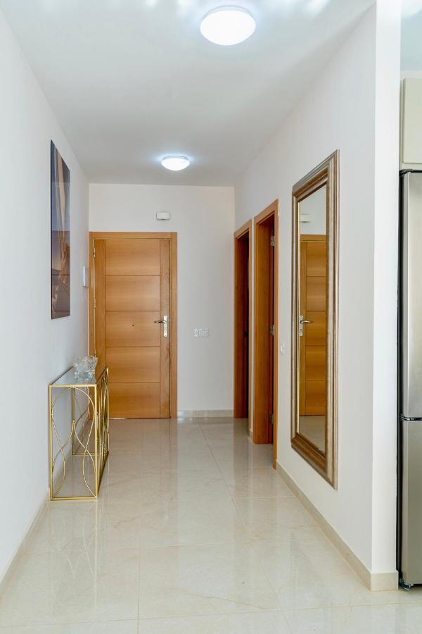 Esmeralda. Lovely And New Apartment Right By The Ocean! Callao Salvaje Bagian luar foto